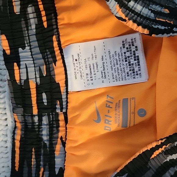 Nike Dri fit Running - Picture 2 of 3